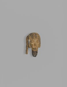 Figur av en jente flytende (tre)